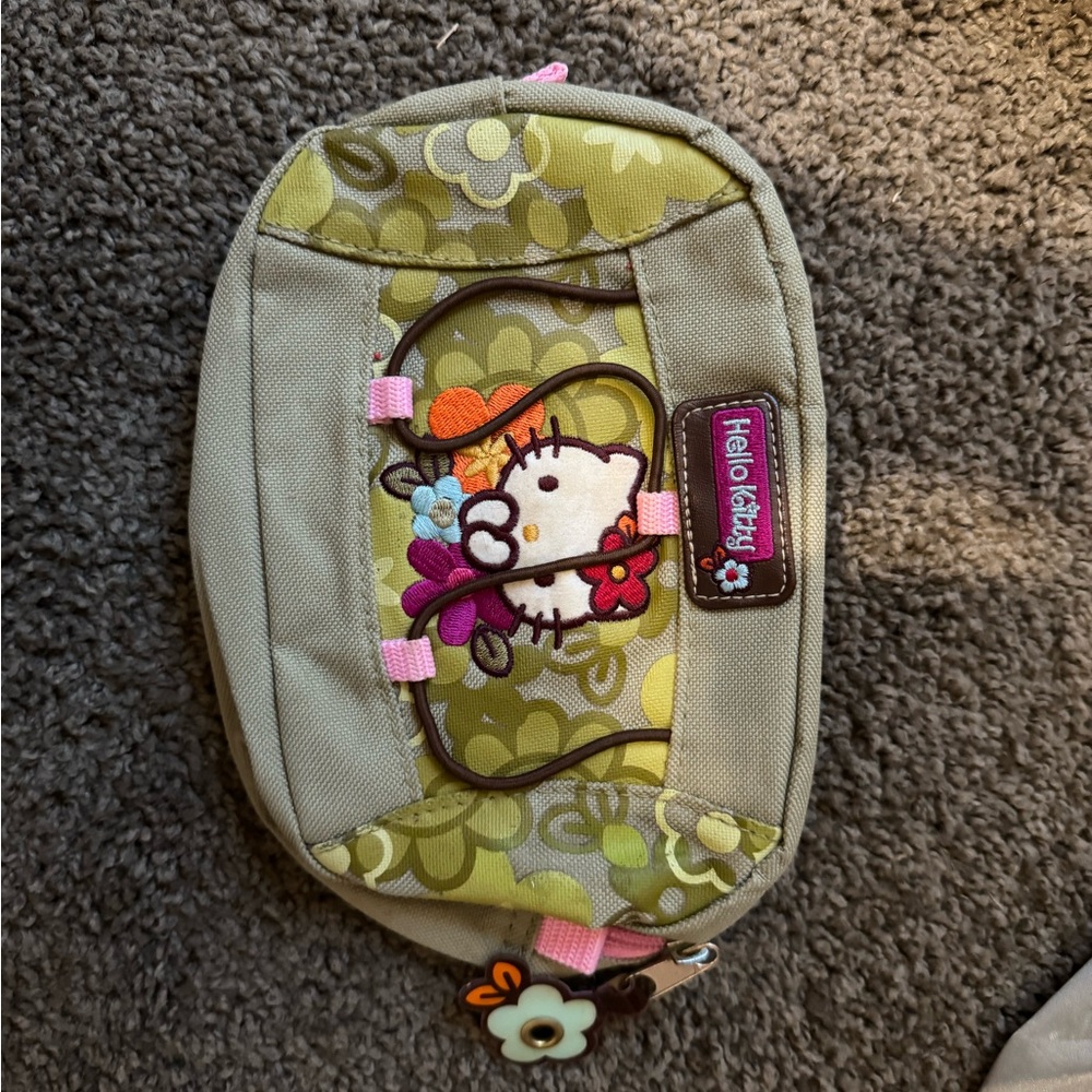 Hello Kitty, pencil case